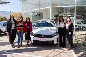 Entregaron el auto y las nueve motos sorteadas en el Poncho 2025