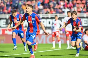 San Lorenzo venci� a Instituto y se subi� a la cima de la Zona B