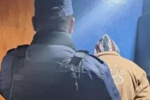 Un hombre fue detenido por agredir y amenazar a su pareja