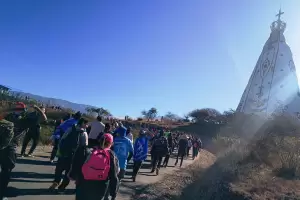 Ms de 300 jvenes participaron de la primera Peregrinacin Juvenil a la Virgen de El Rodeo