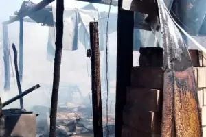 En medio de amenazas de muerte, se incendi la casa de la hermana de Gustavo Varela