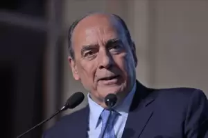 Francos renunci a la Jefatura de Gabinete y sera reemplazado por Adorni