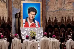 Construyen en Argentina la primera capilla del mundo dedicada a Carlo Acutis