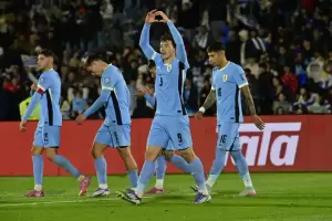 Uruguay derrot� a Per� y logr� la clasificaci�n directa