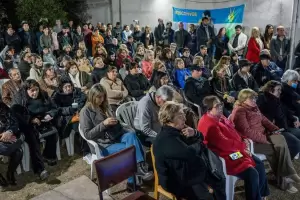 Masiva convocatoria y emocin en el Reconocimiento "Vicente Lenides Saadi"