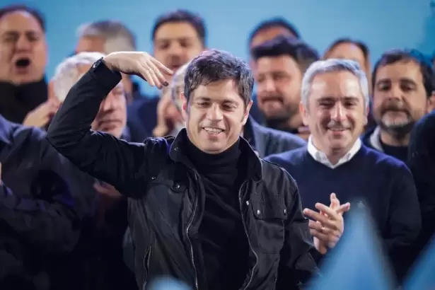 Kicillof toma las riendas del PJ: la unidad que esconde internas