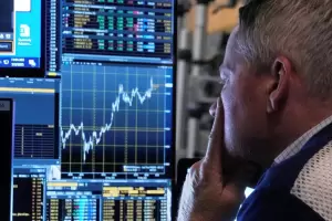 Acciones argentinas se hunden en Wall Street tras la derrota electoral del Gobierno