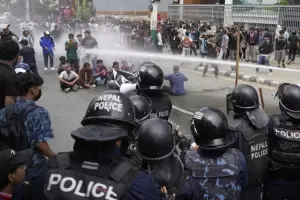 Nepal restablece las redes sociales tras mortal represin