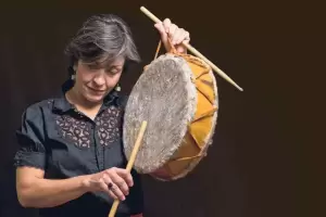 Paola Bernal trae su ""Florecer Al Norte" a Catamarca