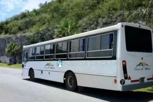 Denuncian fallas en colectivos en plena previa de la Semana del Estudiante