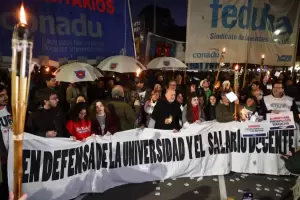 Convocan a una marcha en rechazo al veto de Milei a la Ley de Financiamiento Universitario