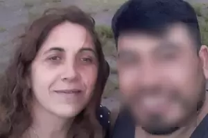 Qui�n es Raquel Gui�az�, la profesora se�alada por la alumna de Mendoza