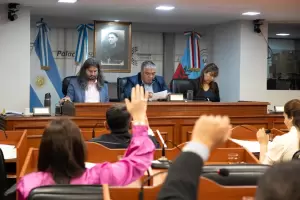 El Senado se reuni en su 16 Sesin Ordinaria