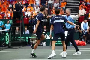 Argentina le gan el dobles a Pases Bajos y se clasific al Final 8 de la Copa Davis