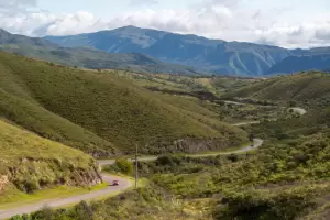 Habilitan nuevas lneas de colectivos con Ambato para la Semana del Estudiante