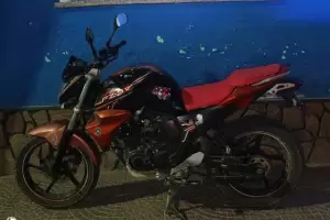 En Santa Mara recuperan una moto robada en la Capital