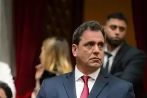 Cataln llega a Catamarca para reunirse con Jalil en medio de la tensin por los fondos