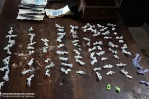 Narcomenudeo: detienen a cuatro personas y secuestran droga en dos allanamientos