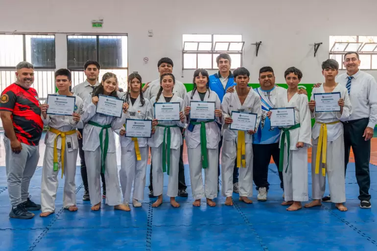 finalistas juegos evita