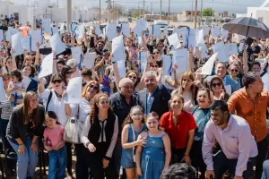El Gobierno entreg 175 viviendas a profesionales catamarqueos
