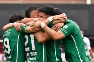 Sarmiento le gan a Barracas Central y tom aire en los promedios