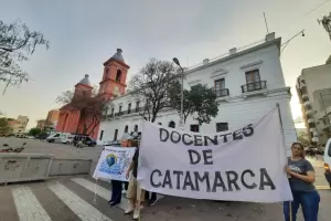 Ruidazo de los IES en Catamarca: docentes reclaman titularizaci�n y denuncian abandono del Estado