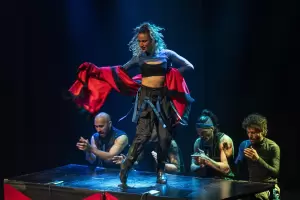 Mayumana desembarca en Catamarca para la inauguracin de CATA