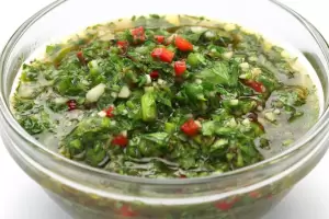 Paso a paso: �C�mo hacer chimichurri casero tradicional?