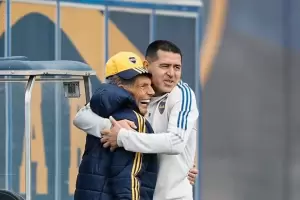 Riquelme rompi el silencio y habl de Russo: "Es un genio"