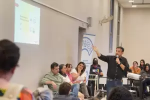 Foro en Catamarca abord la responsabilidad de los medios frente al suicidio
