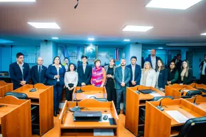 Estudiantes de Derecho recibieron reconocimiento por la Cmara de Diputados