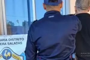 Detuvieron a un hombre acusado de abusar sexualmente de su amigo mientras dorma