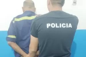 Detuvieron a un hombre acusado de robar partes de un motor de colectivo