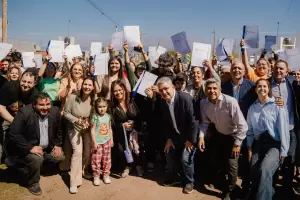 En Valle Viejo, 53 familias recibieron sus nuevas viviendas