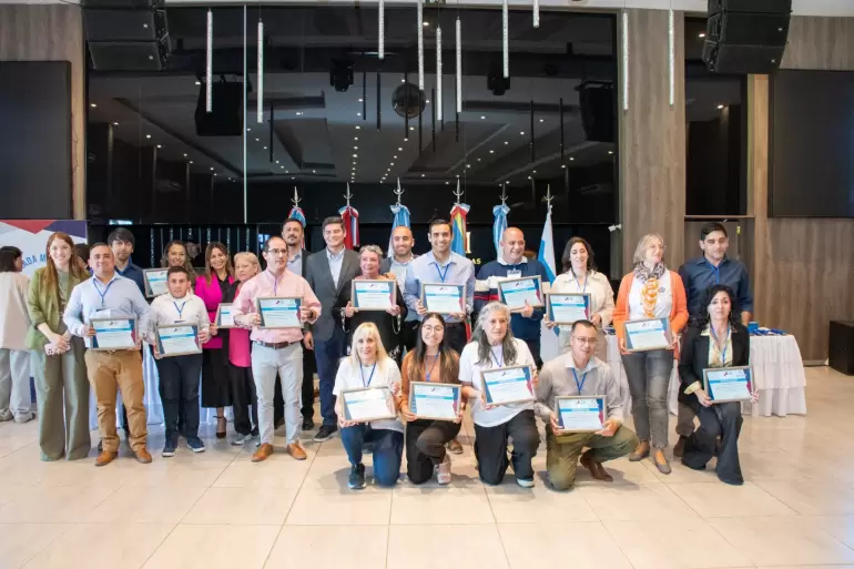 Olimpiadas de Matem�tica Ata.Ca.LaR