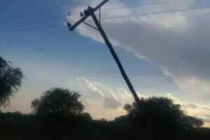 Cortes de energa: Ec Sapem colapsada de reclamos por el viento