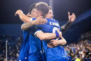 Vlez se lo dio vuelta a Atltico Tucumn y se acerc a la cima del Zona B