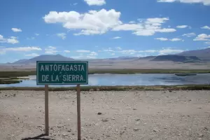 Convocan a empresas de transporte para la lnea Capital-Antofagasta de la Sierra