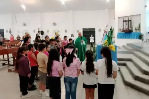 Se pidi� por las vocaciones sacerdotales durante la novena de la Virgen del Rosario
