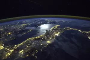 La NASA advierte que la Tierra perdi su simetra y refleja menos luz solar
