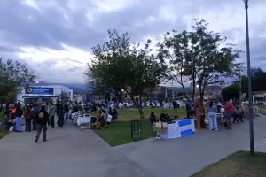 Resiliencia de docentes emprendedores de Catamarca con su feria edicin Da de la Madre