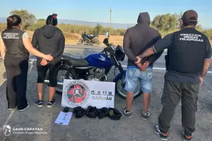 Catamarca: detuvieron a dos personas y secuestraron marihuana y una motocicleta