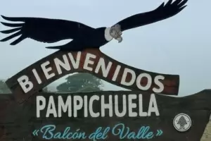 Una mujer muri al caer un auto por un barranco de 60 metros en Jujuy