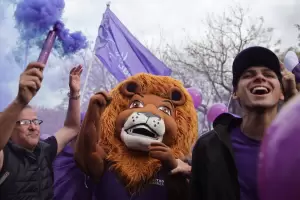 Milei presenta su nuevo libro y busca reflotar la campaa electoral de La Libertad Avanza