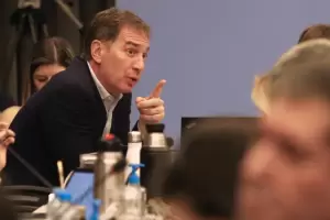 Santilli jura como ministro del Interior y refuerza vnculos con gobernadores