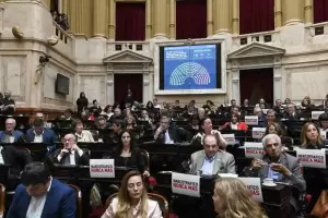 Diputados aprob con cambios el proyecto que restringe el uso de los DNU de Milei