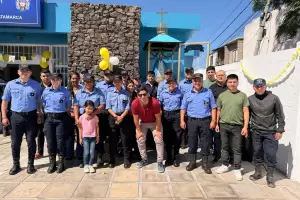 Entronizan una Imagen de la Virgen del Valle en una comisara de Catamarca