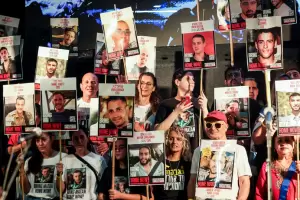 Israel recibe los primeros cuerpos de rehenes tras dos aos de cautiverio y mantiene alerta mxima ante Hamas