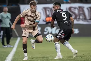 Deportivo Riestra empat con Platense y qued como nico lder de la Zona B