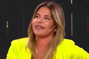 Nazarena Vlez revel que revis los chats de su pareja y encontr algo impensable: "Casi lo mato"